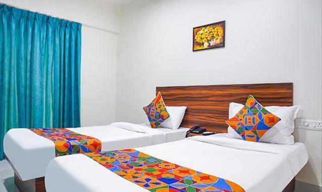 Hotel Dhd Deluxe - New Delhi Railway Station Bagian luar foto